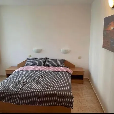 Apartman 1 Bed Apt, Close To *