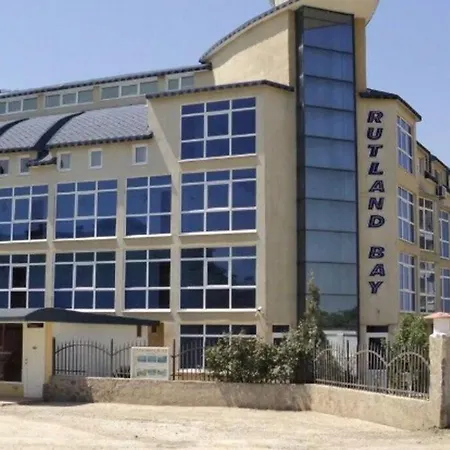 Apartment 1 Bed Apt, Close To *